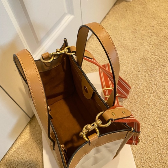 Bag - Picture 6 of 8